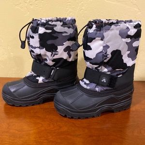 Kamik snow boots
